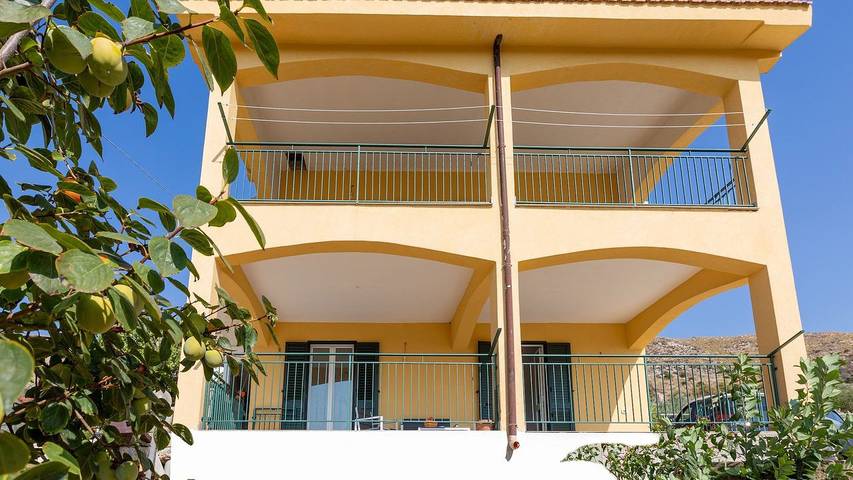 Chalet para 6 personas, con jardín además de piscina y terraza, Se admiten mascotas - 1