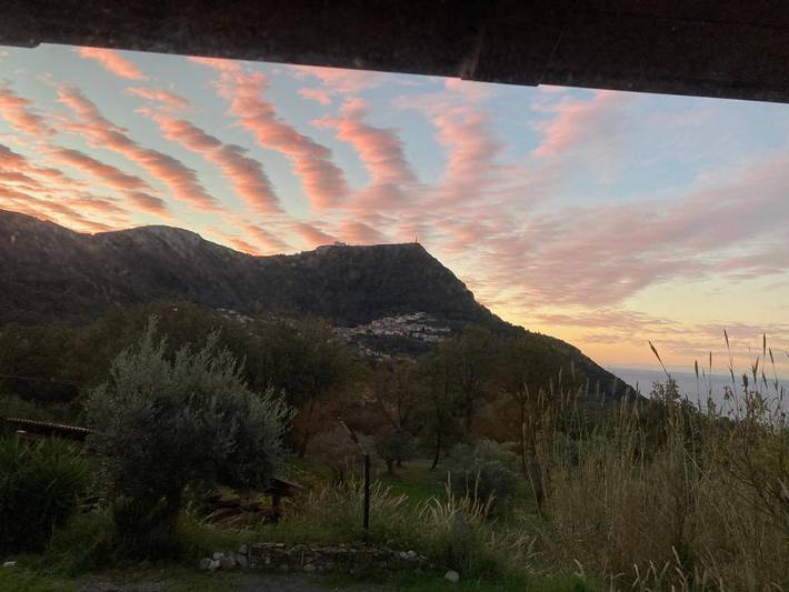 B&b per 3 persone, con Terrazza e Giardino nonché Panorama a Maratea