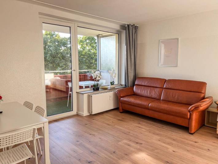 Ferienwohnung für 7 Personen, mit Balkon und Terrasse sowie Ausblick in Düsseldorf