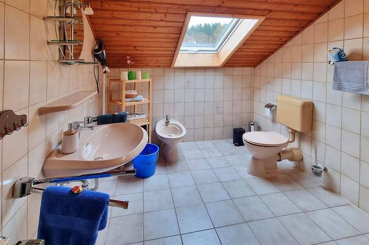 Ganze Wohnung, Gemütliche Ferienwohnung auf dem Bauernhof in Michelsneukirchen, Ostbayern