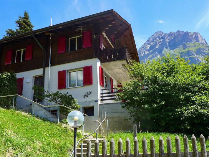 Holiday rental for 4 people, with garden in Swiss Alps