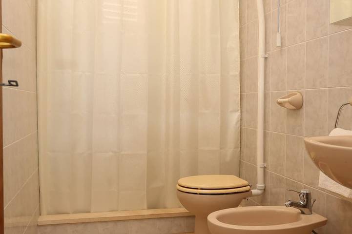 Ganze Wohnung, 2-Zimmer-Ferienwohnung am Strand Luka Dubrava, Peljesac in Dubrovnik-Neretva
