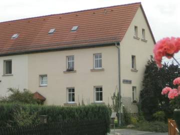 Ferienhaus für 4 Personen, mit Garten und Pool in Grimma