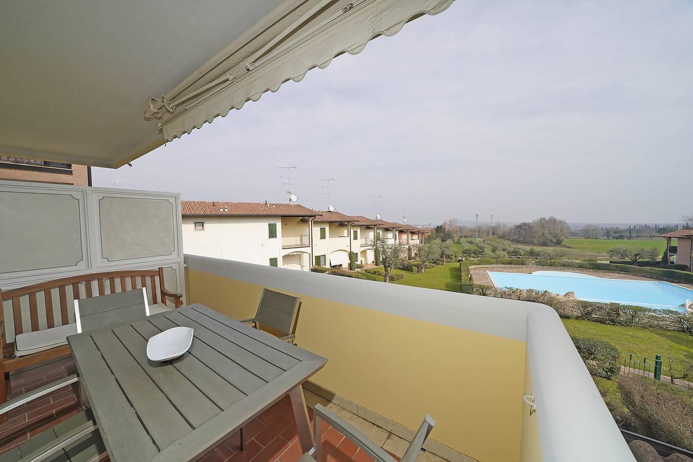 Ganze Wohnung, Blu Garda View in Polpenazze del Garda, Gardasee-Berge