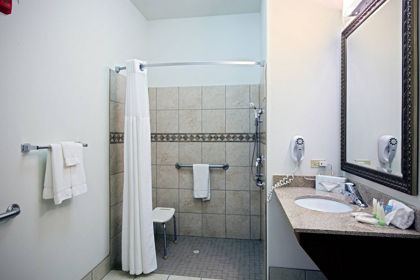 Estudio entero, Staybridge Suites Rockford in Rockford, Illinois