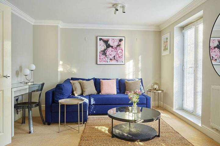 Vacation rental for 8 people, with yard in The Cotswolds