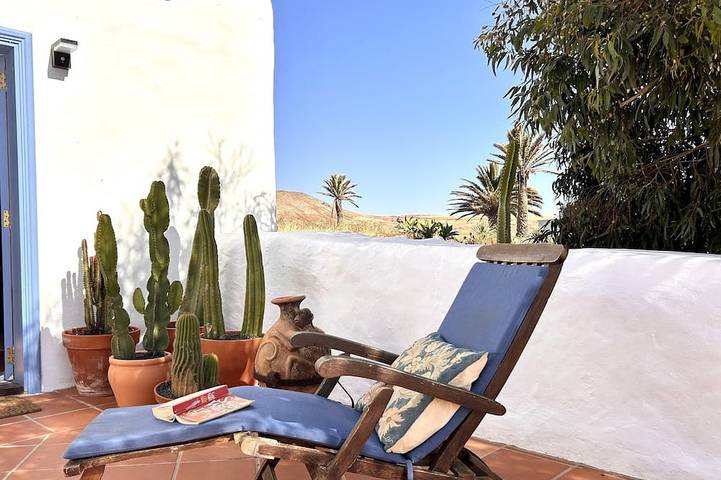 Gîte pour 2 personnes, avec Terrasse et Jardin dans Guatiza