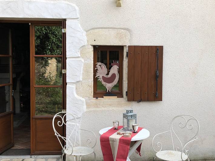 Gîte pour 6 personnes, avec Jacuzzi ainsi que Terrasse et Jardin