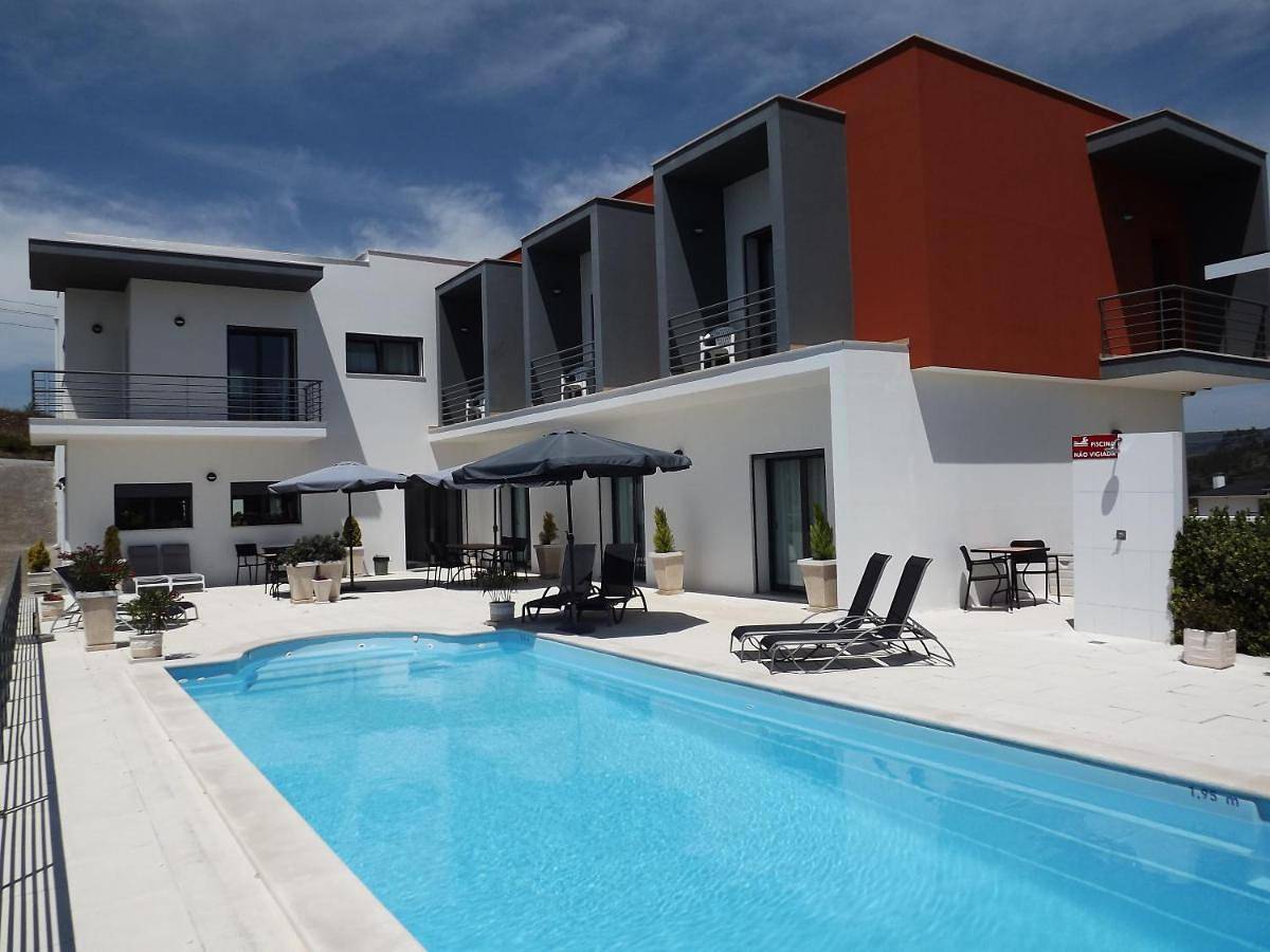 Casa Ceedina Bed And Breakfast & Beauty in Batalha, Leiria distrito