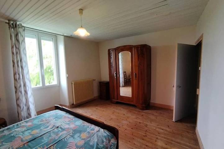 Gîte pour 6 personnes, avec jardin à Blanzaguet-Saint-Cybard - 2