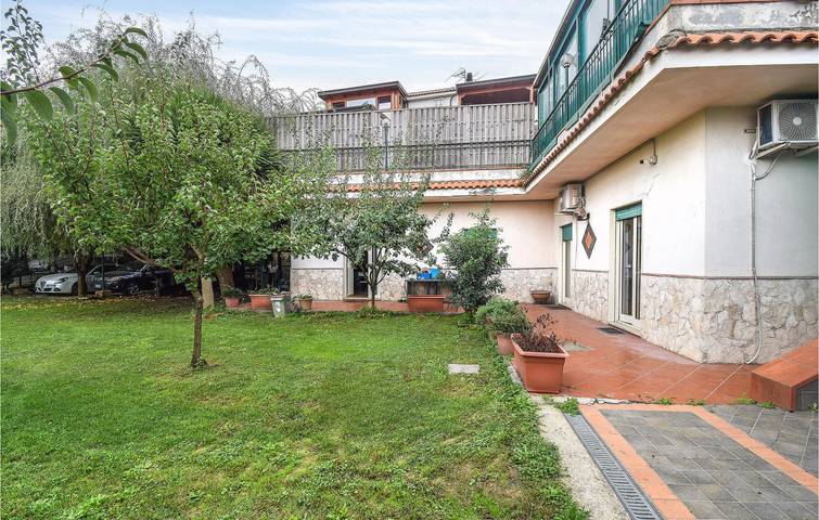 Appartamento per 4 persone, con Giardino a Villaricca
