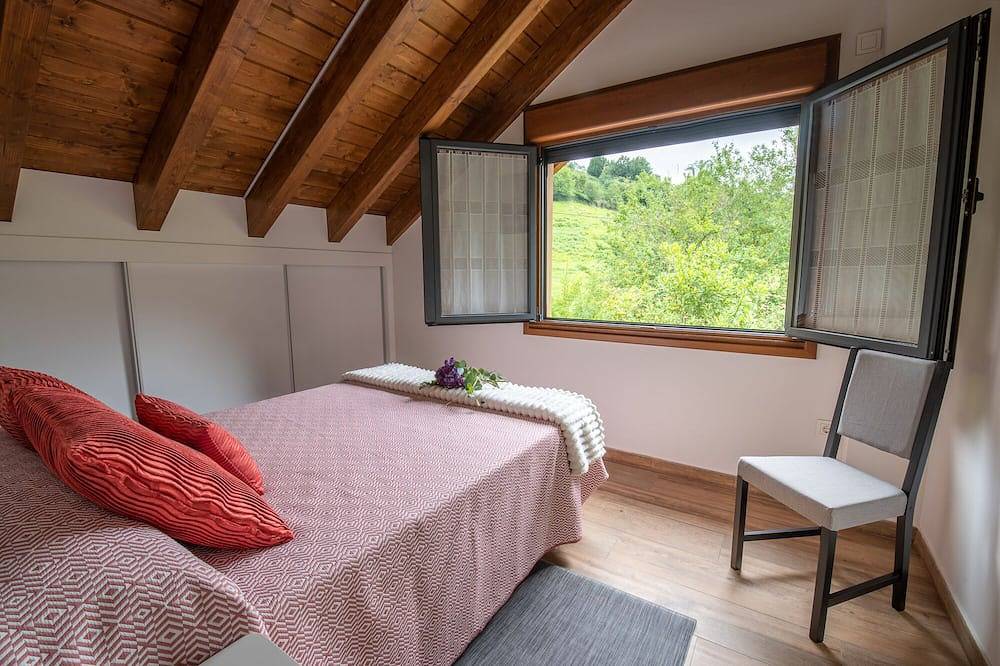 Apartamento entero, Apartamentos Rurales Las Caldas Senda Verde, a 15 minutos del centro de Oviedo in Priorio, Oviedo