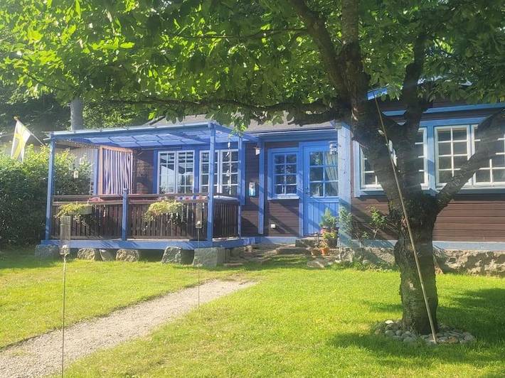 Ferienhaus für 7 Personen, mit Terrasse und Garten sowie Seeblick und Ausblick in Sölvesborg