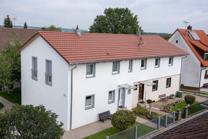 Ganze Ferienwohnung, Appartment Vogel Ferienwohnungen - Ferienwohnung 12 mit Balkon in Zirndorf, Landkreis Fürth