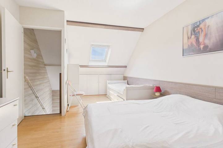 Gîte pour 3 personnes, avec piscine et balcon dans Plage de la Govelle - 2