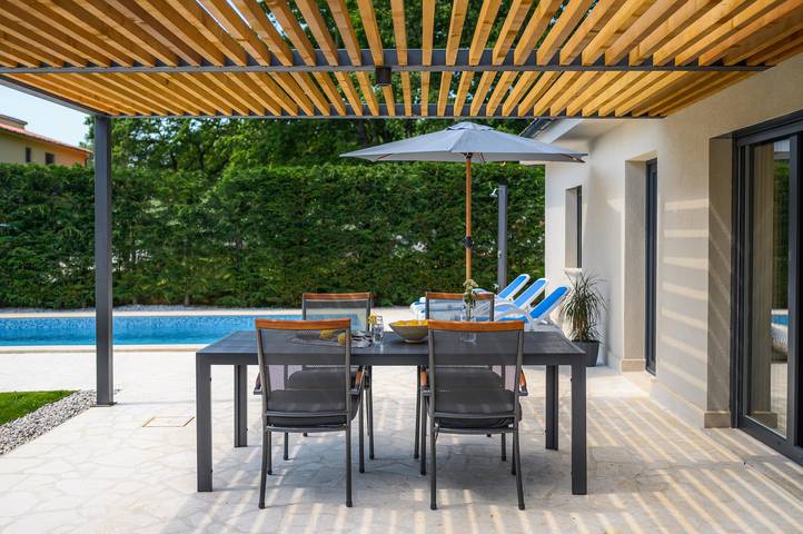 Villa für 4 Personen, mit Terrasse und Garten in Kroatien - 3