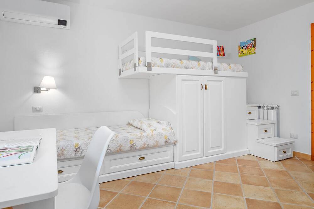 Villa la Marina 5+1, Emma Villas in Liscia di Vacca, Arzachena