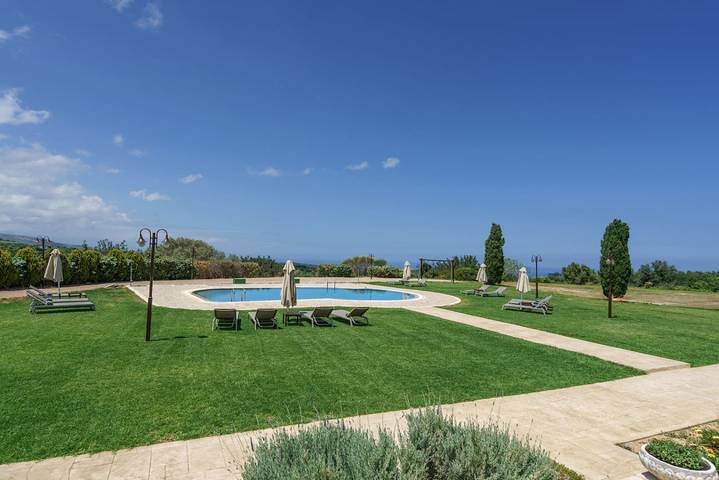 Ferienhaus für 23 Personen, mit Balkon und Balkon/Terrasse sowie Garten in Rethymnon - 2