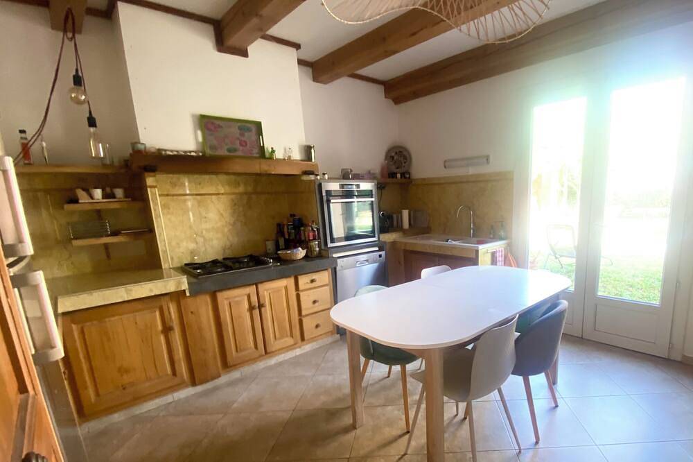 Appartement entier, Spacieux appartement en rdc de villa Animaux acceptés in Digne-les-Bains, Alpes-de-Haute-Provence