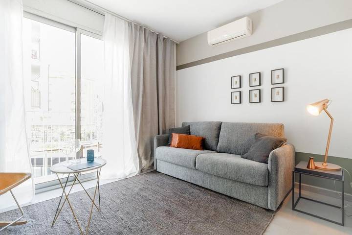 Apartahotel para 4 personas, con vistas en Barcelona