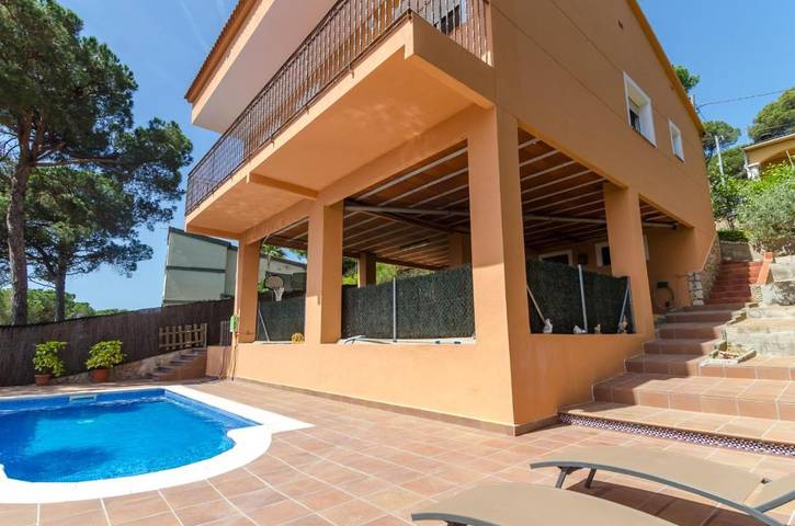 Casa rural para 6 personas, con Terraza y Piscina en Tordera - 4
