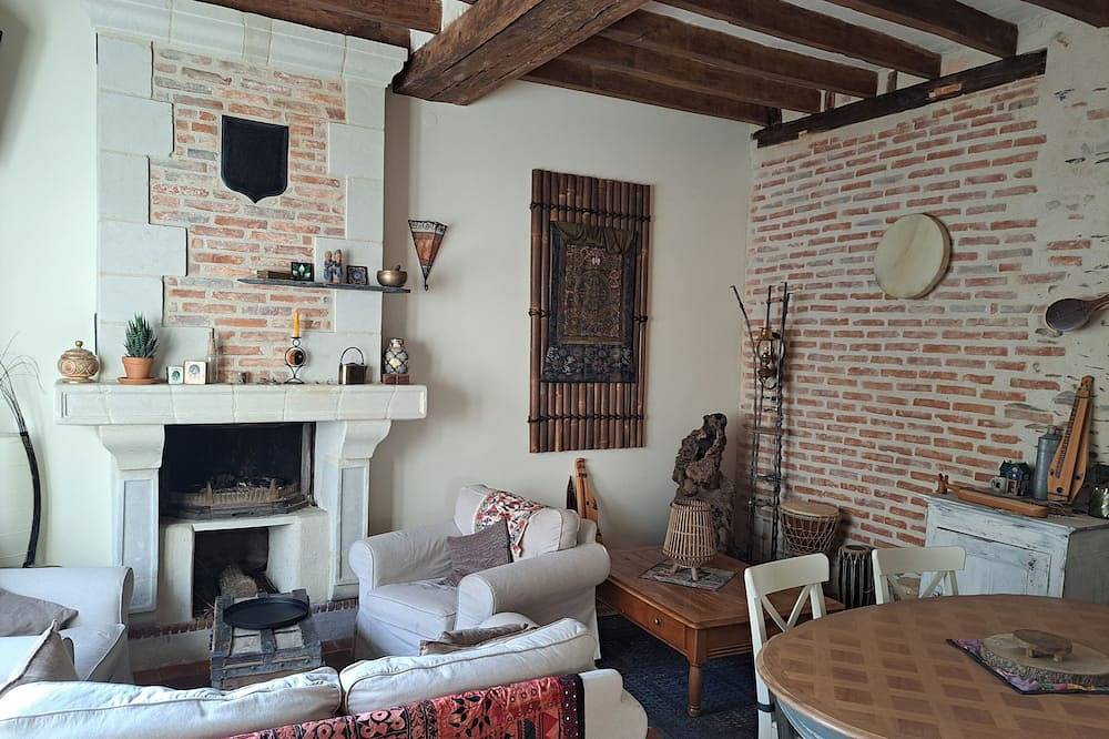 Maison Atypique avec le charme de l'ancien in Segré-en-Anjou-Bleu, Région de Segré