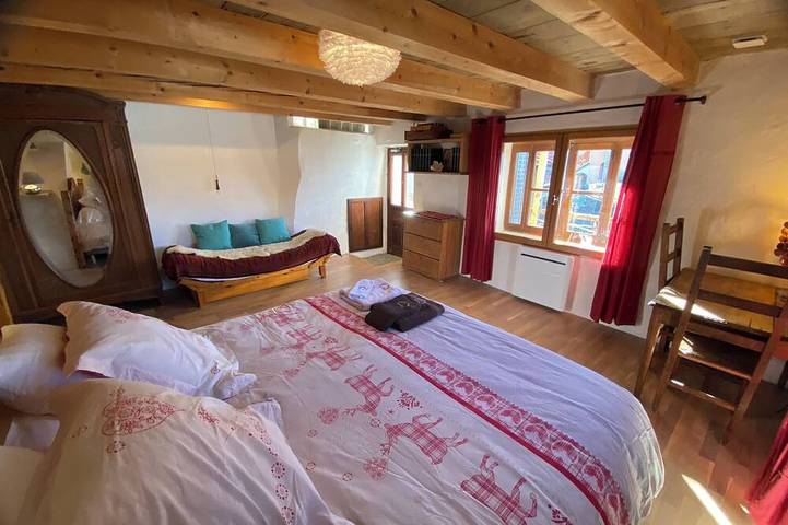 Gîte pour 6 personnes, avec jardin, animaux acceptés à Notre-Dame-du-Pré - 4