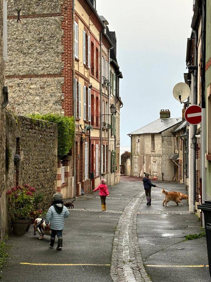 Maison de pêcheur petite vue mer centre village in Villerville, Lisieux und Umgebung