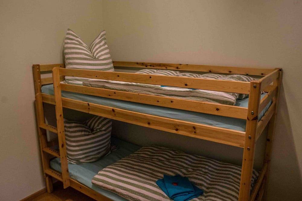 Ganze Wohnung, Gemütliche Ferienwohnung für die Familie im Nobelpreisträgerdorf / Muldental in Großbothen, Grimma
