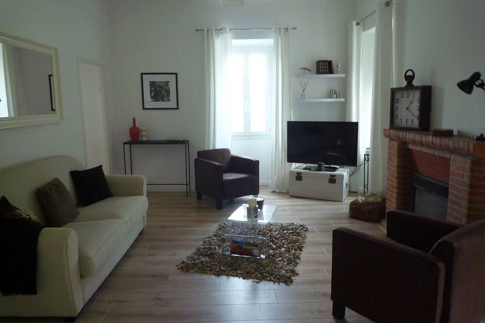 Ganze Wohnung, Wohnung in einem Haus in Casalabriva (14 Km von Propriano) in Casalabriva, Sartène und Umgebung