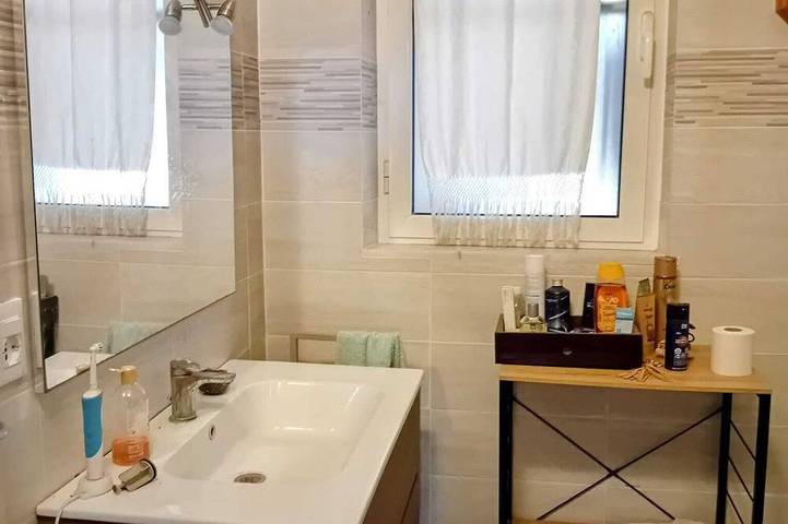 Appartement entier, Thyme and Lavender apartment 5 minutes from the sea surrounded by greenery in the countryside in Albenga, Riviera di Ponente