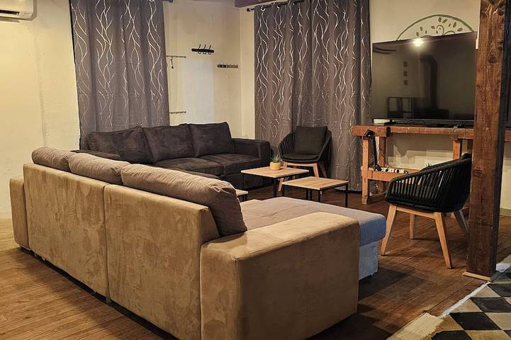 Maison de vacances pour 18 personnes, avec jardin