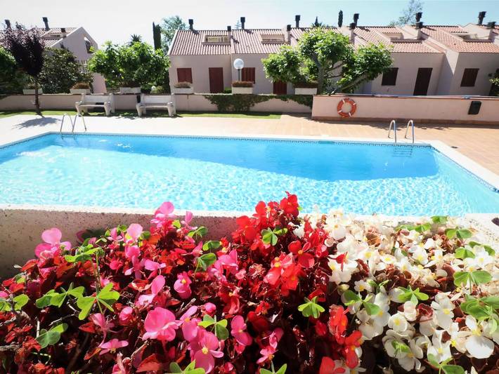 Casa rural para 6 personas, con piscina y jardín en Sant Feliu de Guíxols