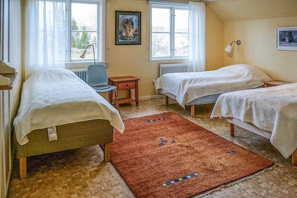 Hus för 8 Personer in Örebro kommun, Örebro leatna