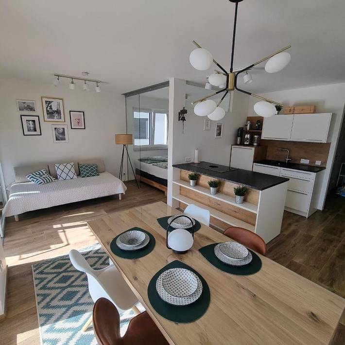 Ferienwohnung für 5 Personen, mit Ausblick und Seeblick sowie Terrasse, mit Haustier