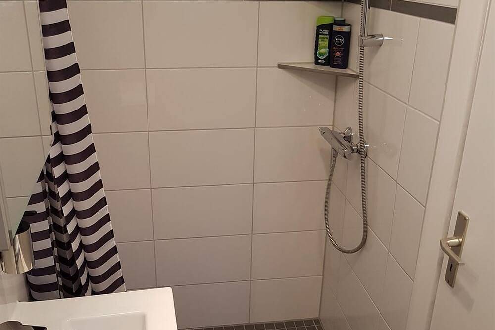 Ganze Wohnung, Ferienwohnung Corena - Appartement/Fewo, Eg, 2 Schlafzimmer in Ratzeburg, Ratzeburger See