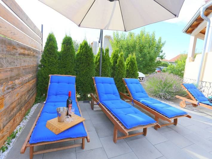 Ferienwohnung für 8 Personen, mit Garten und Pool in Zadar - 3