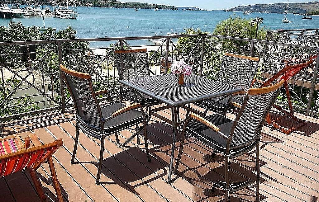 Hel leilighet, One bedroom apartment near beach Seget Donji, Trogir A-25167-a in Trogir, Split-Dalmatia