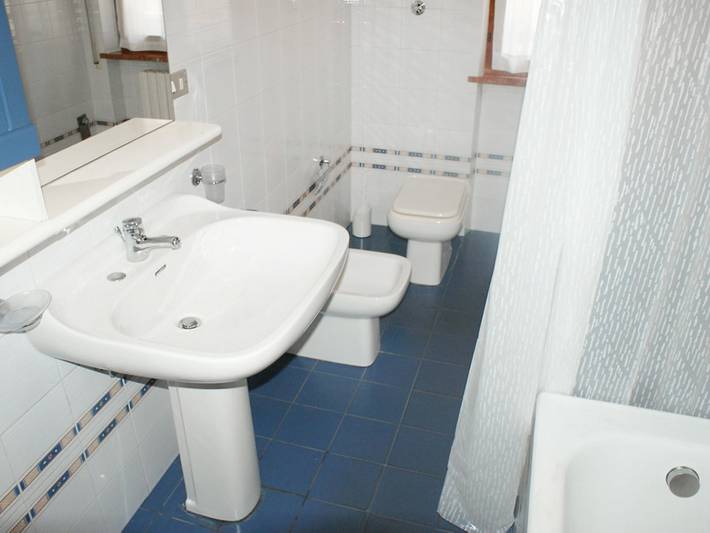 Ferienwohnung für 5 Personen, mit Balkon in San Benedetto del Tronto - 4