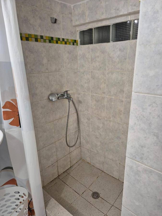 Gîte pour 4 personnes, avec jardin et terrasse à Baillif - 3