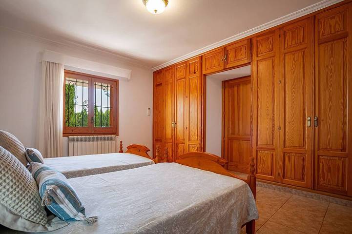 Grande Maison Confortable Avec Piscine, Barbecue, Billard, Ping-Pong; Seulement 2Km De La Ville D'Ibiza Et De La Plage in Sant Jordi de ses Salines, Sant Josep de sa Talaia