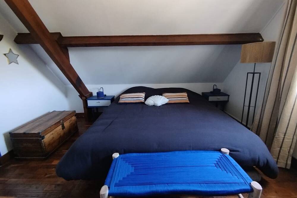 Traditional Houses in Groix – Peace and Quiet, Beach, and Nature in Groix, Côte des Mégalithes