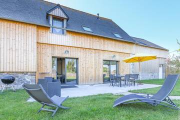 Gîte für 6 Personen, mit Terrasse und Pool sowie Garten in Mont-Saint-Michel-Bucht