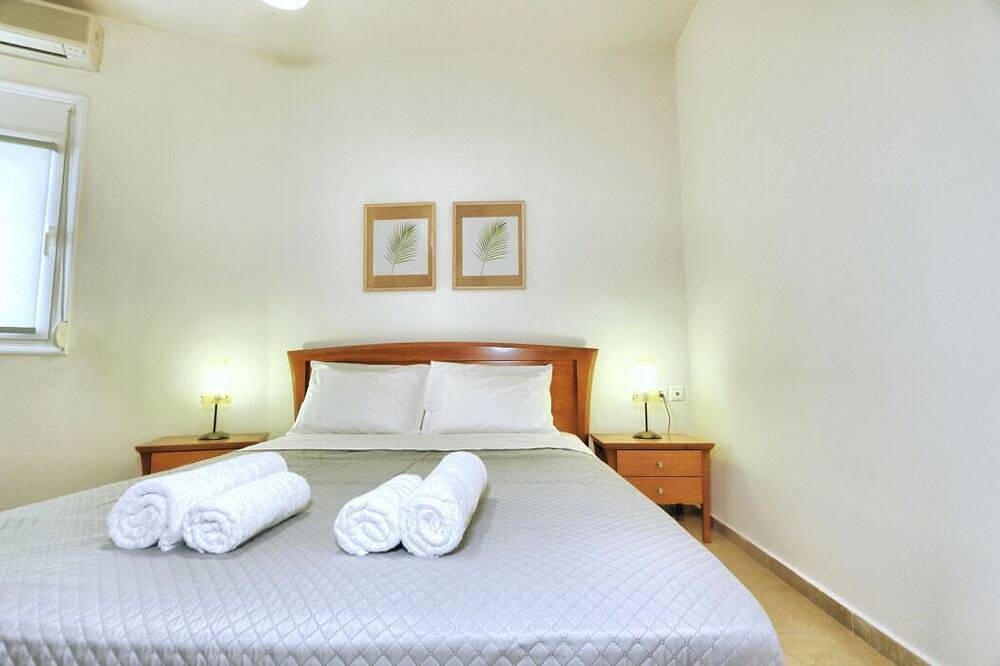 \"Eleni\" Luxus-Apartment mit Meerblick in Mades in Lygaria, Achlada