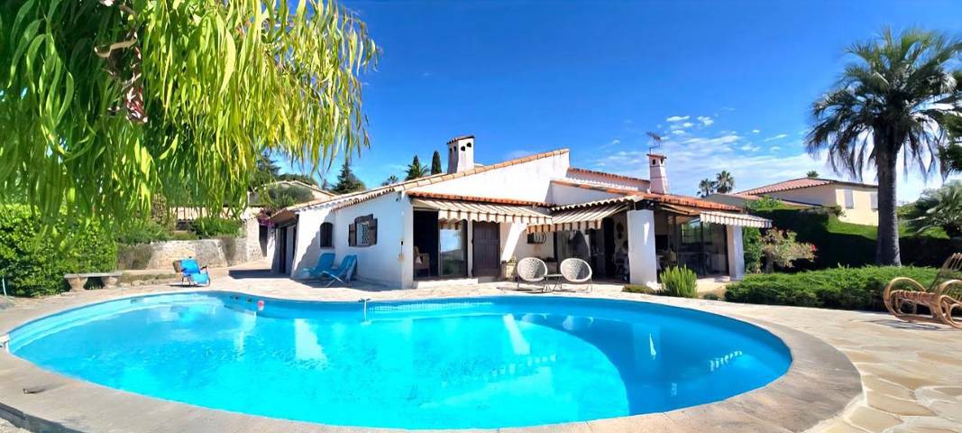 Villa pour 6 personnes, avec jardin ainsi que piscine et vue à Biot