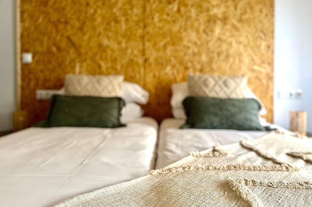 Entire apartment, Apartamento con dos Camas y Terraza Privada in Astorga, León Region