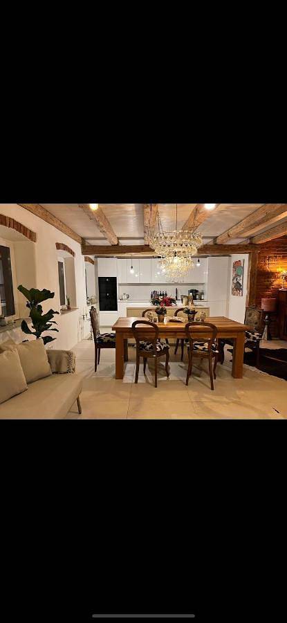Chalet für 4 Personen, mit Balkon und Terrasse sowie Garten und Pool in Schwaebisches Donautal
