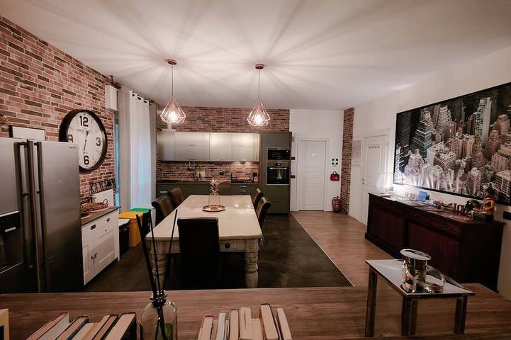 2) Double room with private bathroom 8 minutes from Milan Malpensa airport in Gallarate, Varese Provinz