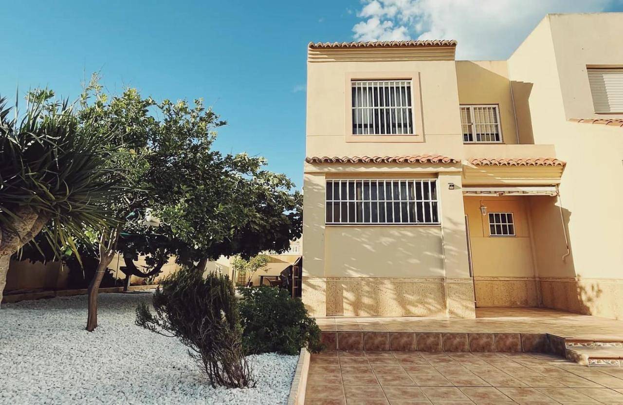Apartamento entero, Casa La Higuera in Retamar, Almería