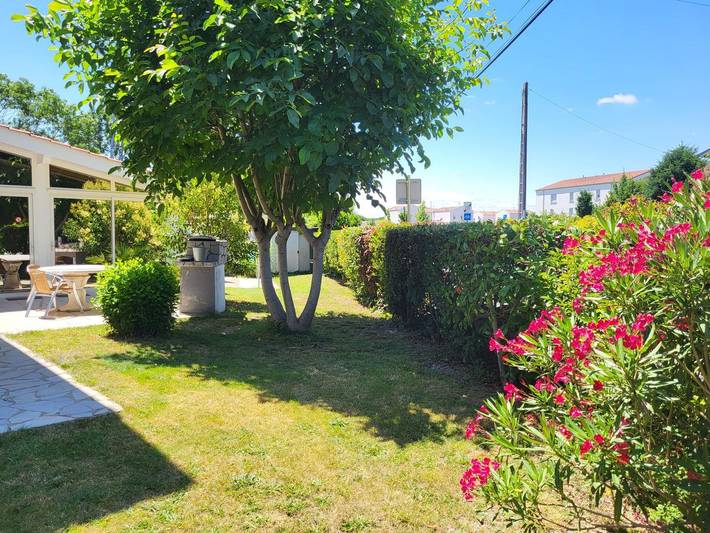 Gîte pour 9 personnes, avec jardin à Aussonne - 3